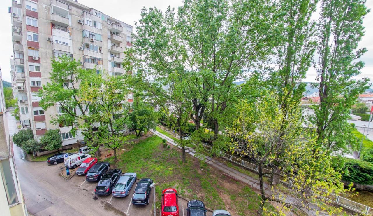 Luxe Living In Mostar Exterior photo