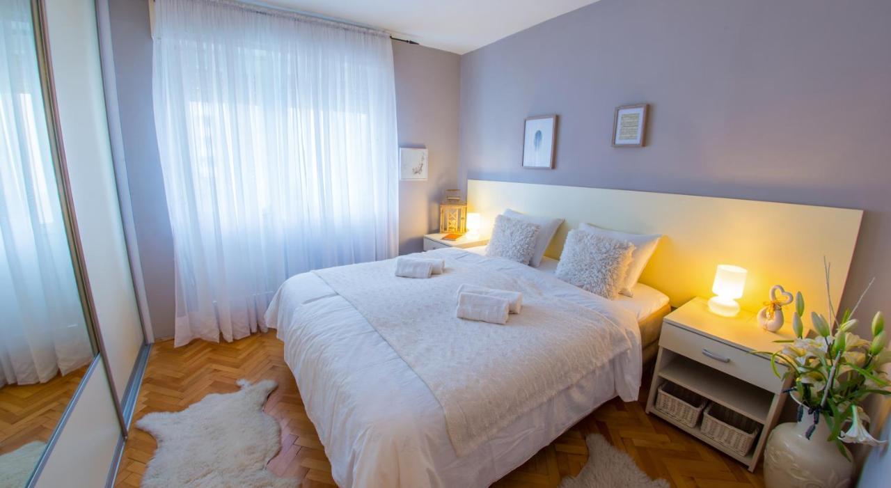 Luxe Living In Mostar Exterior photo